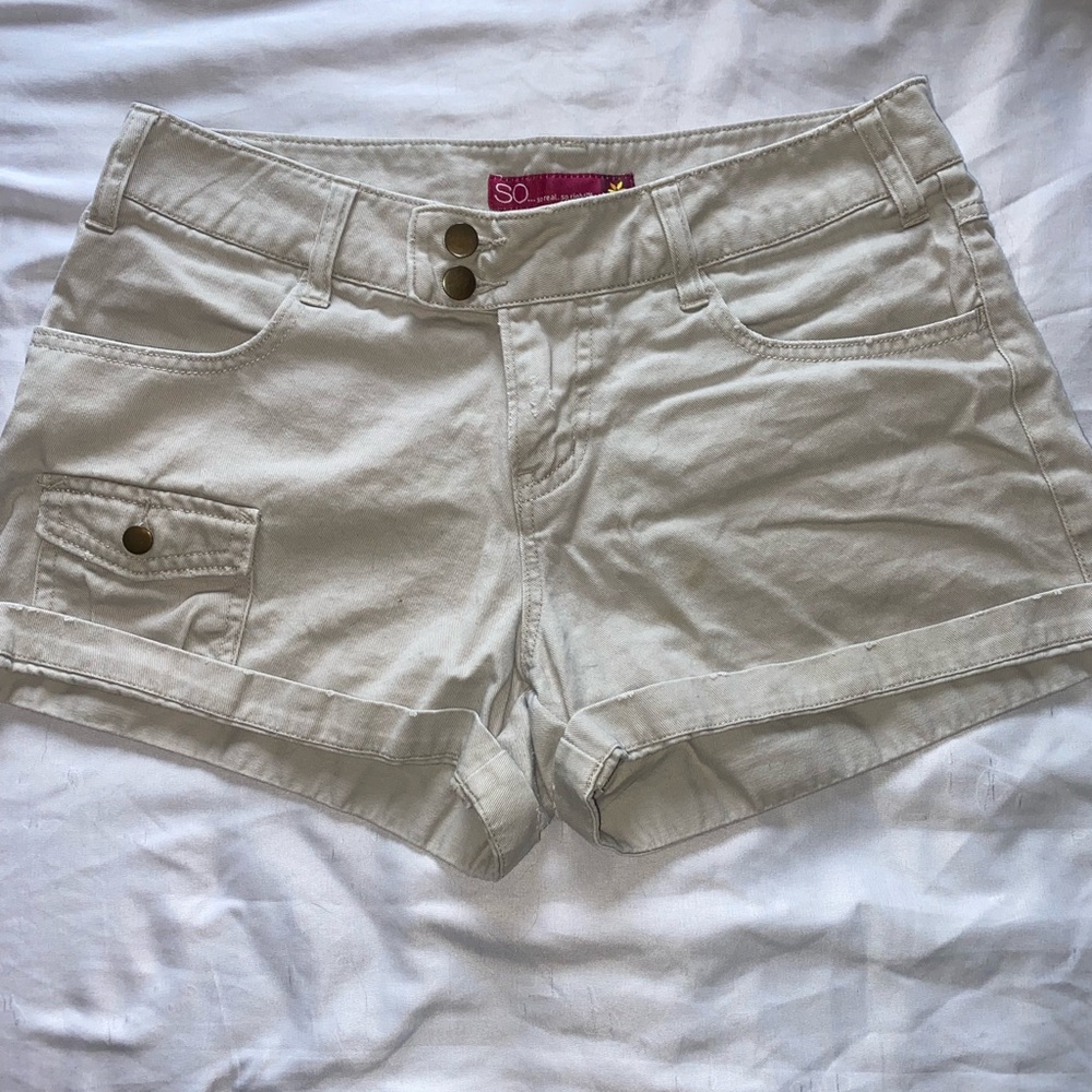 low rise khaki shorts